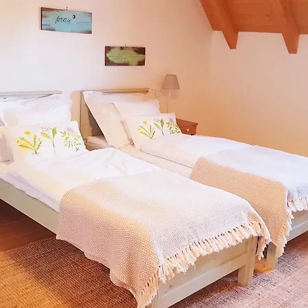 Basaltina Panzio Frühstückspension 4*