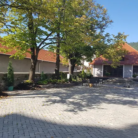 Basaltina Panzió