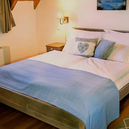 Basaltina Panzió Alojamento de Acomodação e Pequeno-almoço Balatonederics