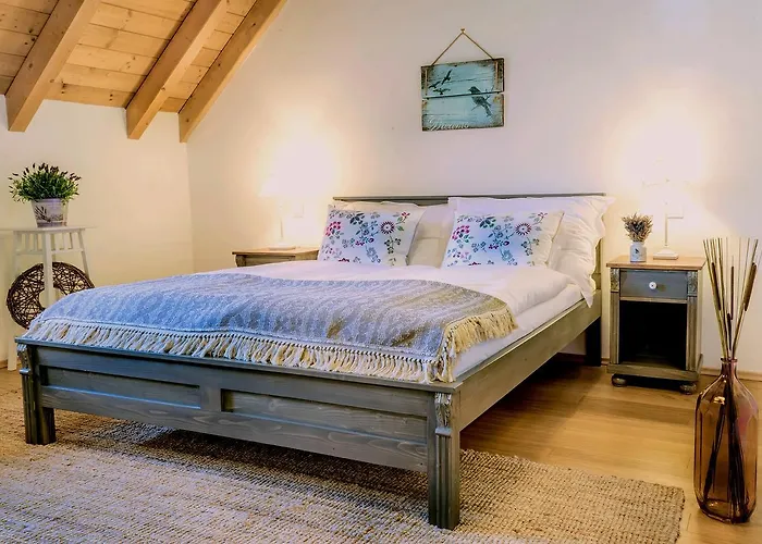 Basaltina Panzió Bed and breakfast 4*